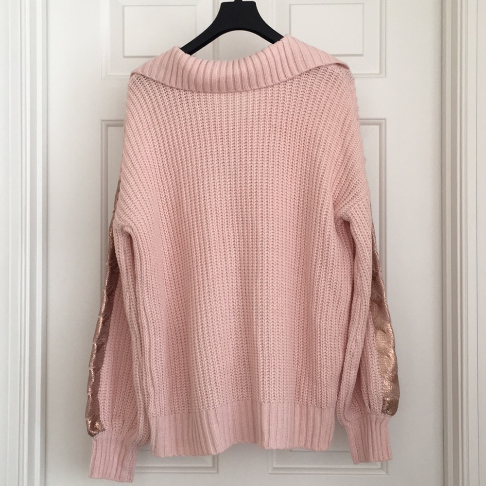 CUPIO Women's Top M Pale Pink Sweater Collar Gold Stripe Long Sleeves NWT - Picture 9 of 10